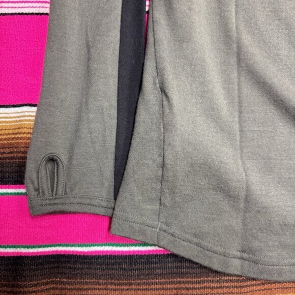 Icebreaker Shirt Mens Small GT 260 Lightweight Baselayer Merino Wool Thumb Holes - Picture 4 of 9